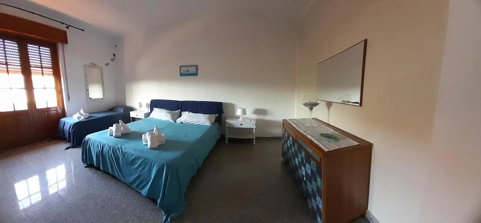 Bed & Breakfast Mari & Monti Bed and Breakfast Giba Italien