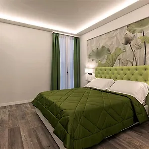Petit 4*, Prato (Prato) Italie
