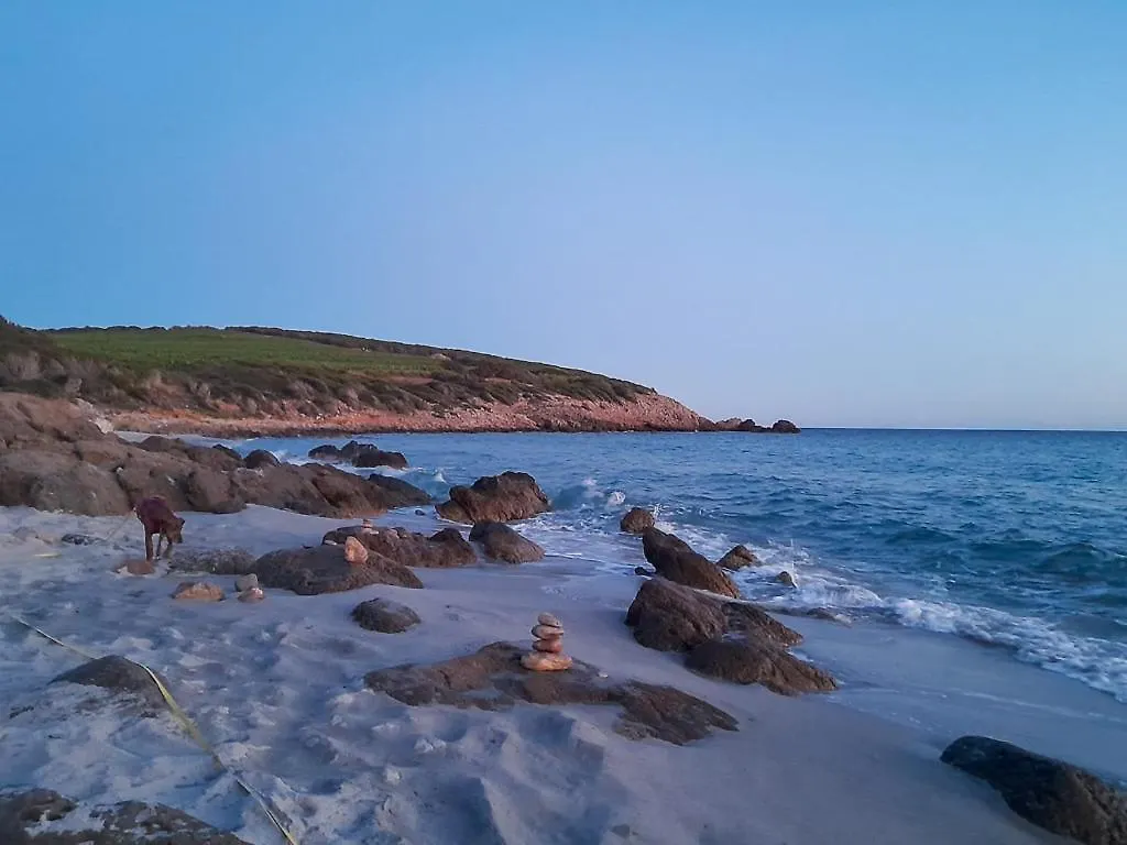 Mari & Monti Bed & Breakfast Giba