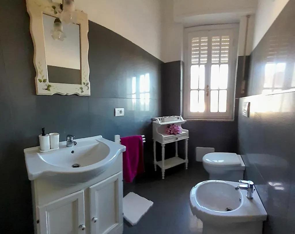 Mari & Monti Bed & Breakfast Giba Italy