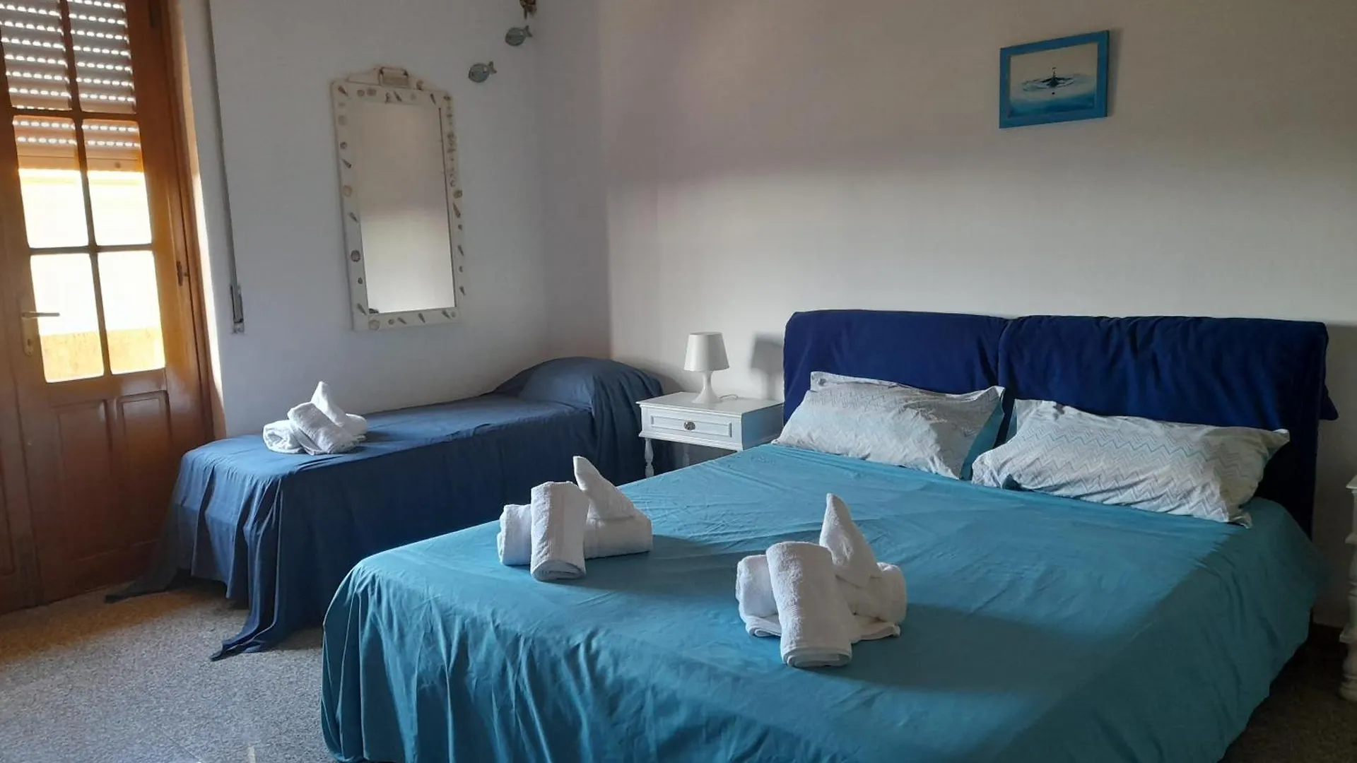 Mari & Monti Bed & Breakfast Giba